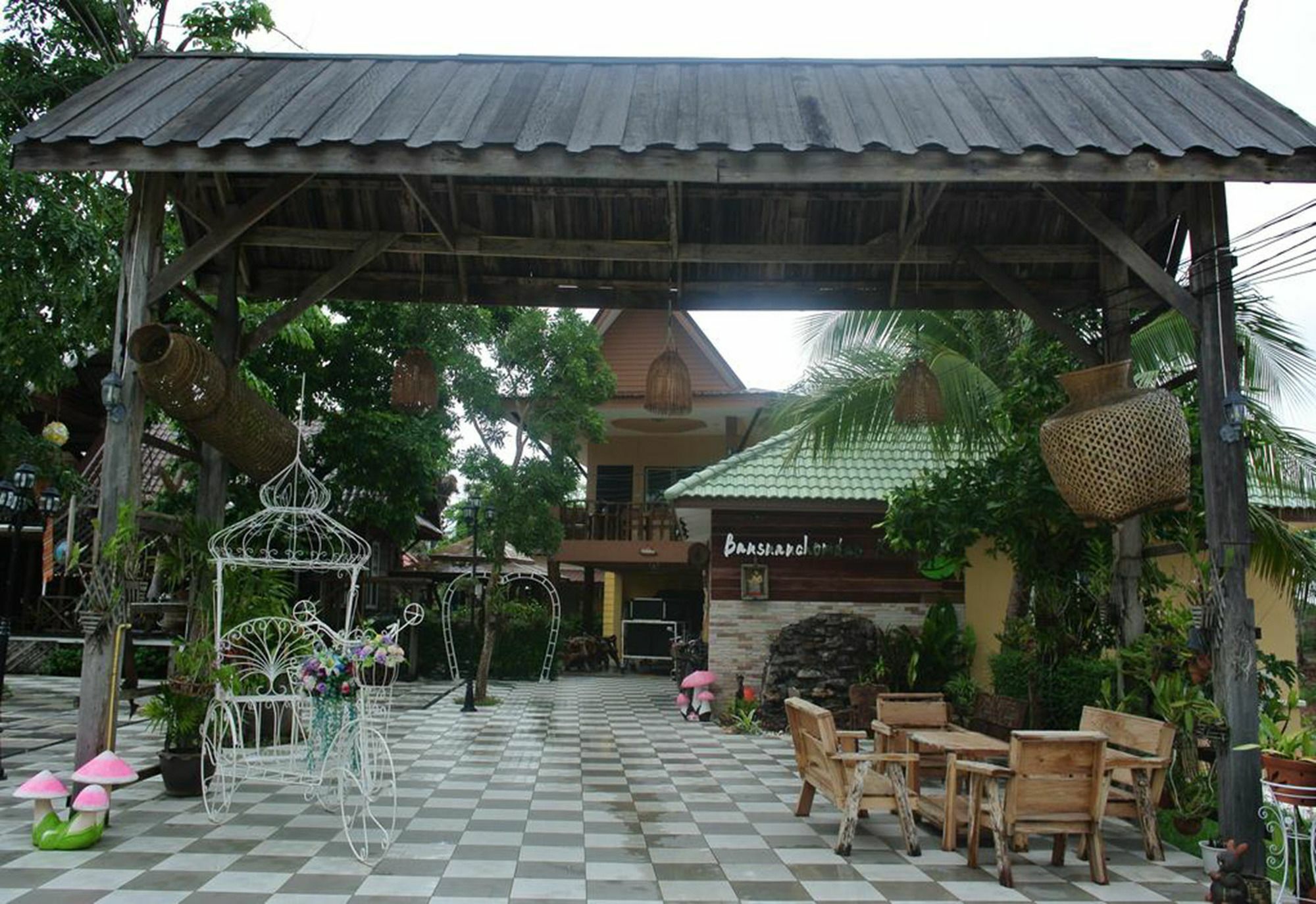 Bansuan Chomdao Resort Khon Kaen Exterior foto