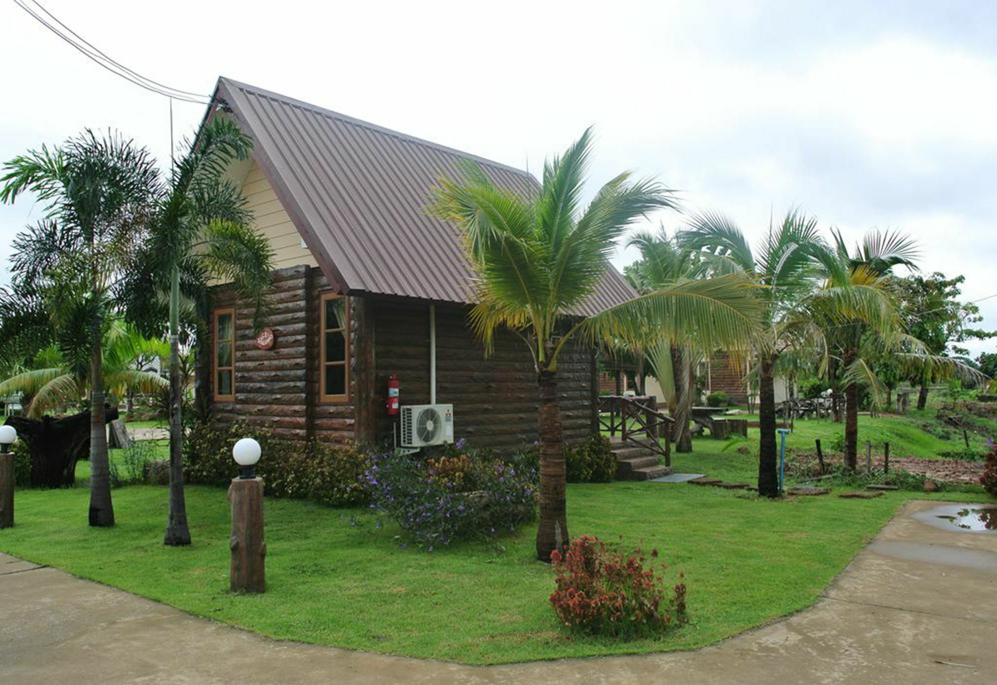 Bansuan Chomdao Resort Khon Kaen Exterior foto